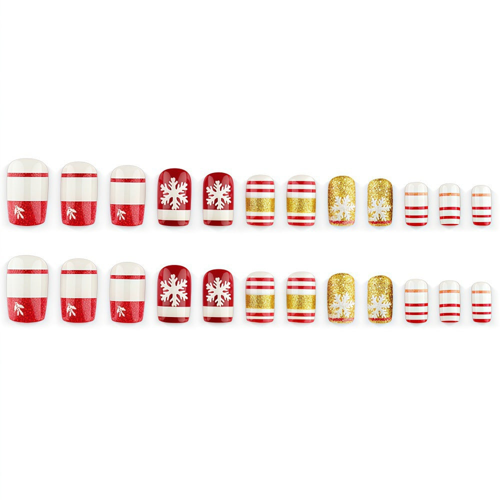 Kunstnägel im festlichen Weihnachtsdesign Brehn