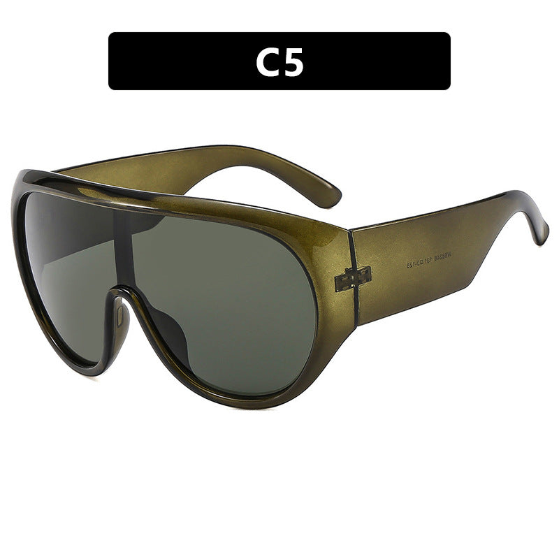 Damen sportliche Sonnenbrille im aerodynamischen Design mit breitem Sichtfeld Brehn