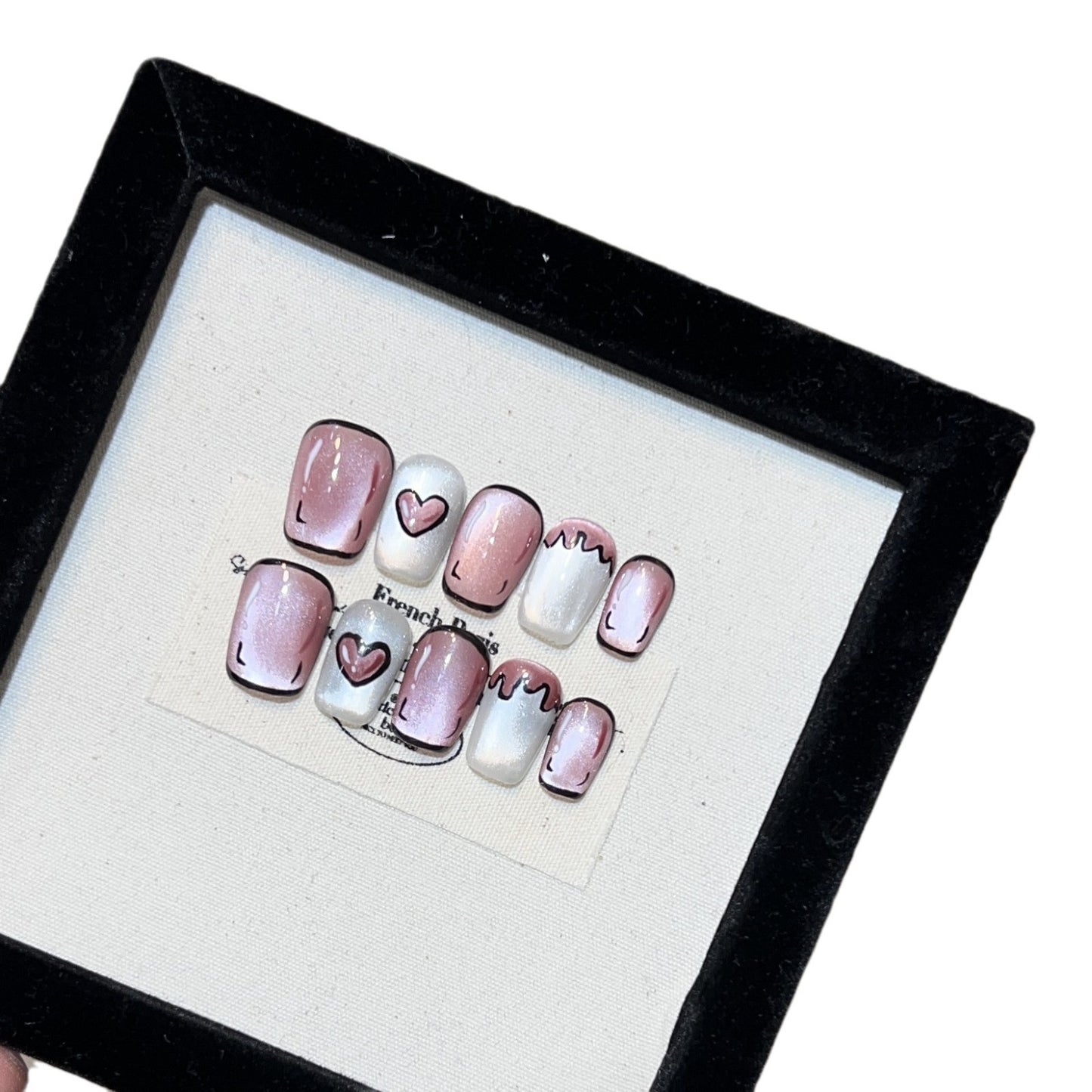 Romantisches Press-On Nagelset Brehn
