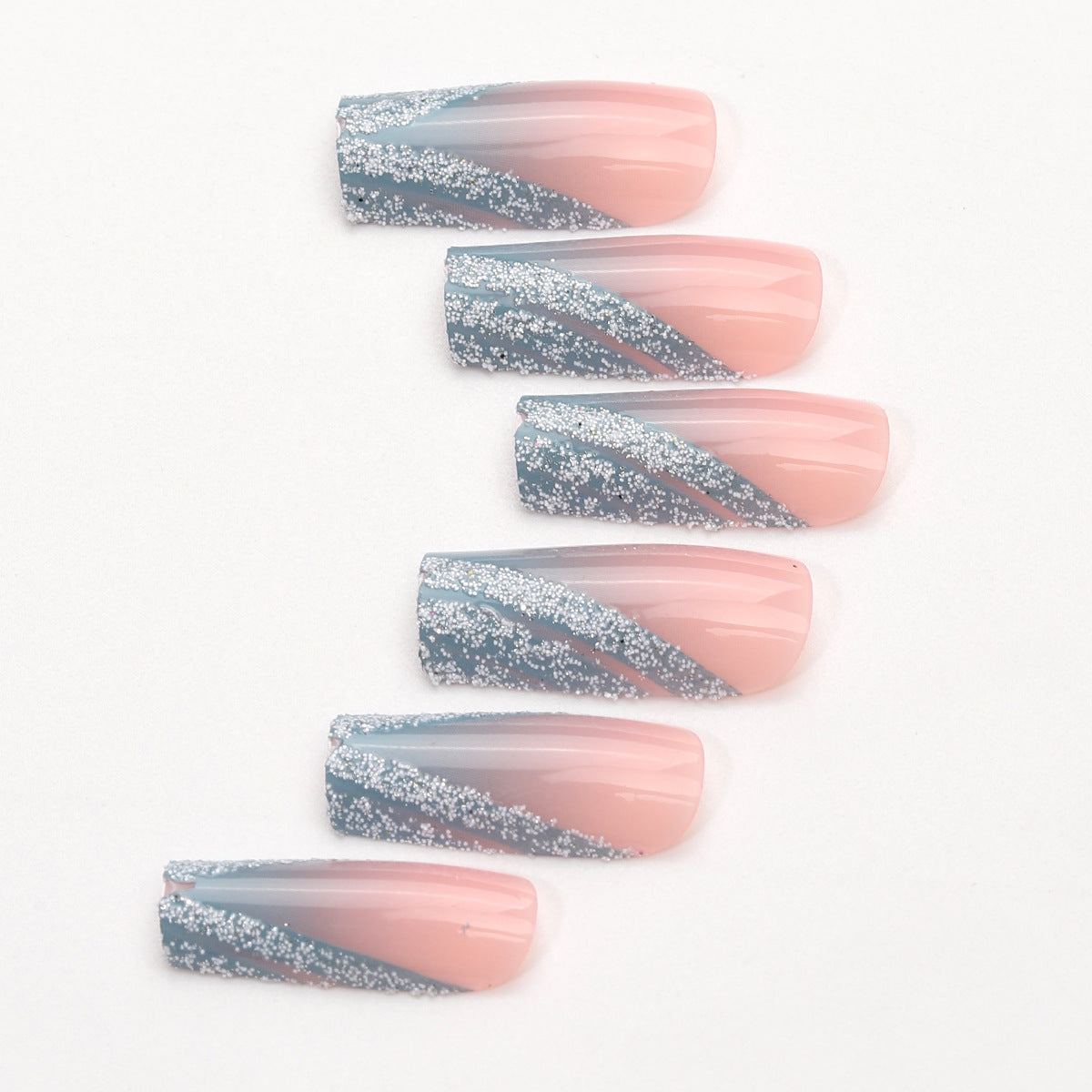 Glamorous Press-On Nail Tips Brehn