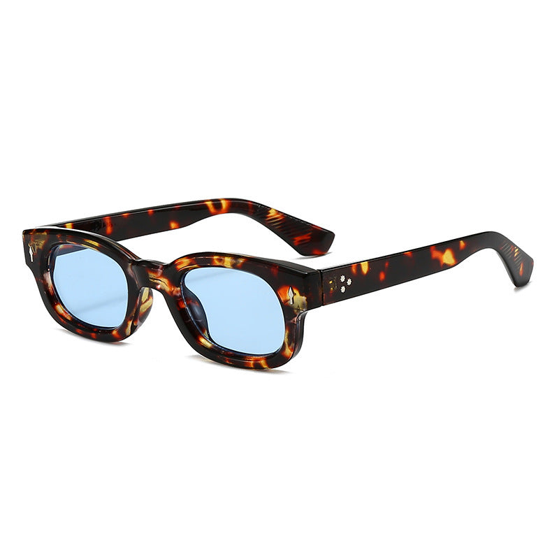 Damen stylische Sonnenbrille im trendigen Rahmen Brehn