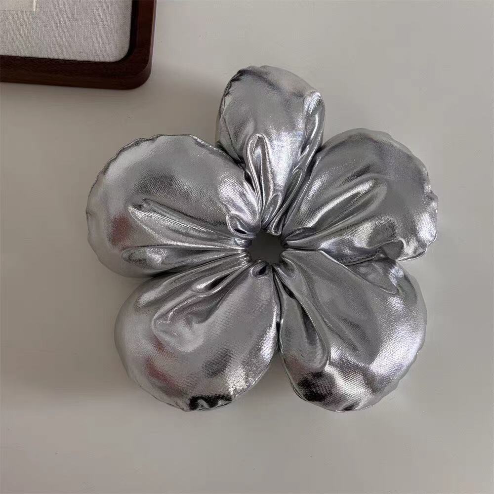 Blumenförmige Haarschleife Brehn