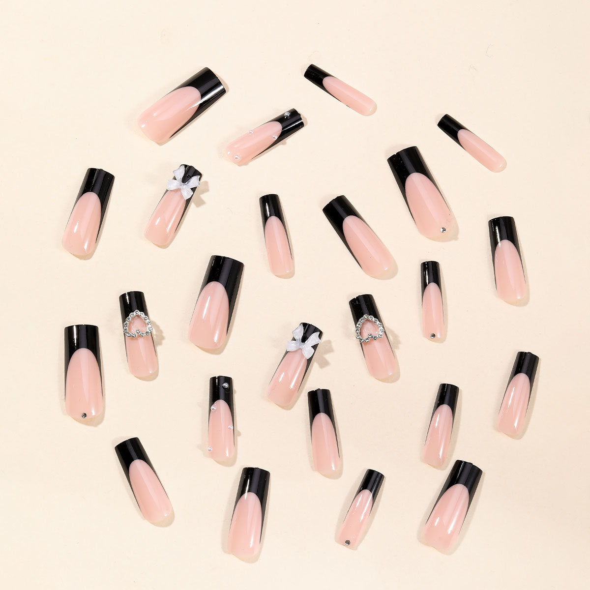 Elegante 3D Schleife und Herz Nagelkunst Brehn