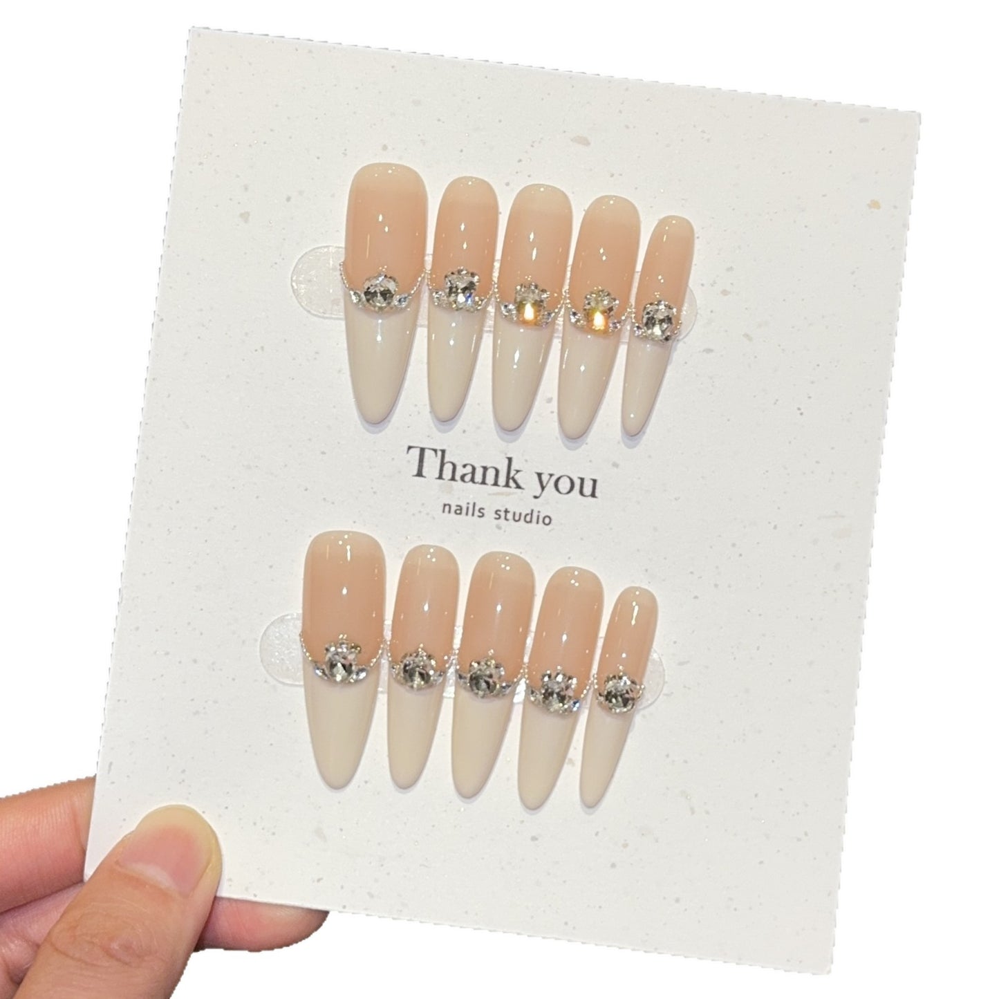 Elegant Verziertes Kunstnagelset Brehn