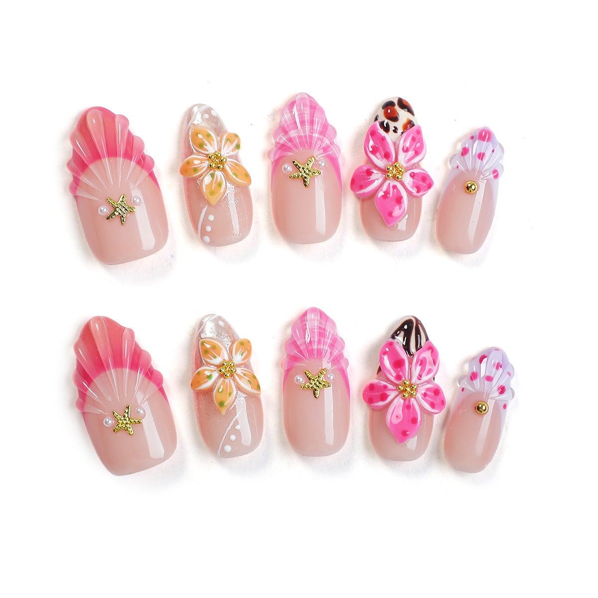 Kreatives Kunstnagelset mit blühenden Blumenelementen Brehn
