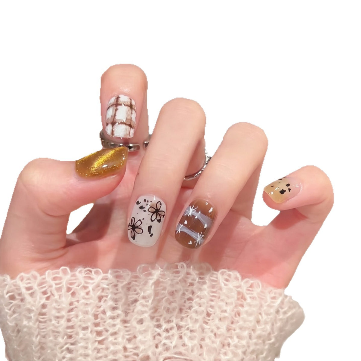 Künstlerisches Press-On-Nagelset mit einzigartigen Designelementen Brehn
