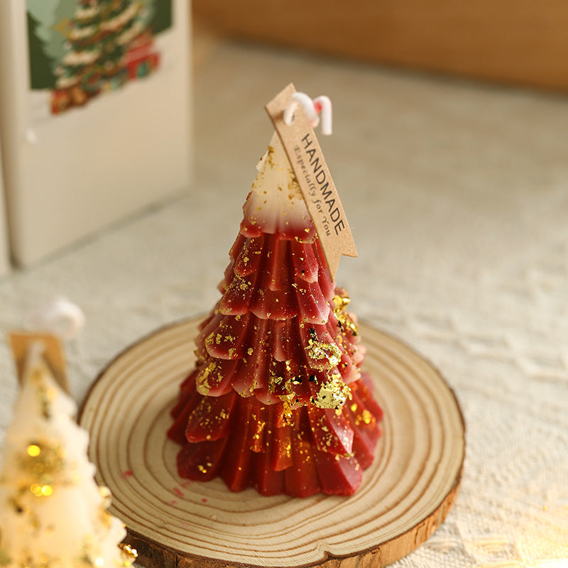Festive Schichtige Kiefernnadel Texturierte Dekorative Tischwachs Baumkerze