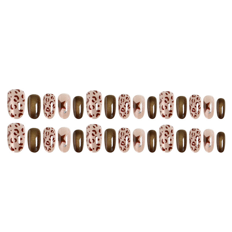 Kunstnägel im modernen Animal-Print Design Brehn