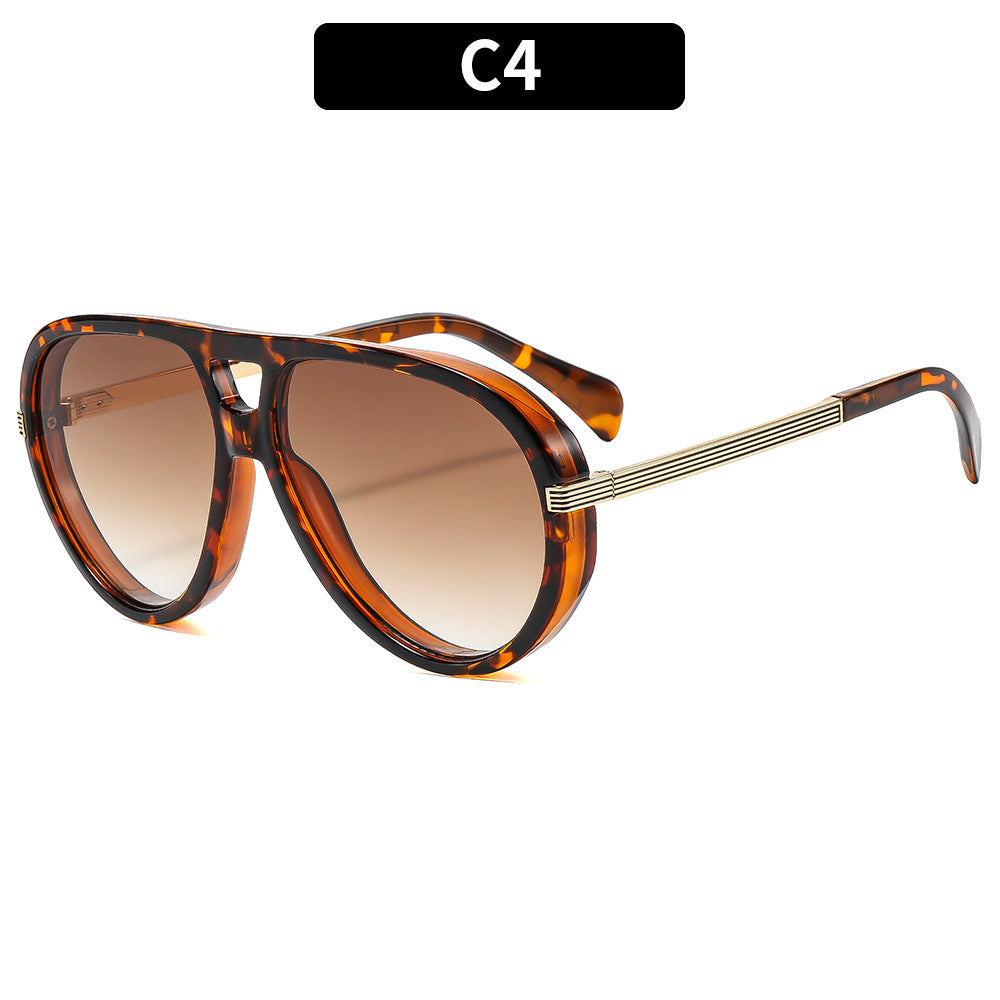 Übergroße retro-inspirierte Shield-Sonnenbrille