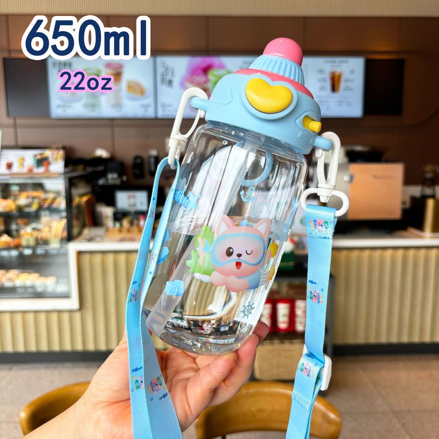 Damen transparente Trinkflasche mit ergonomischem Tragegriff und integriertem Strohhalm Brehn
