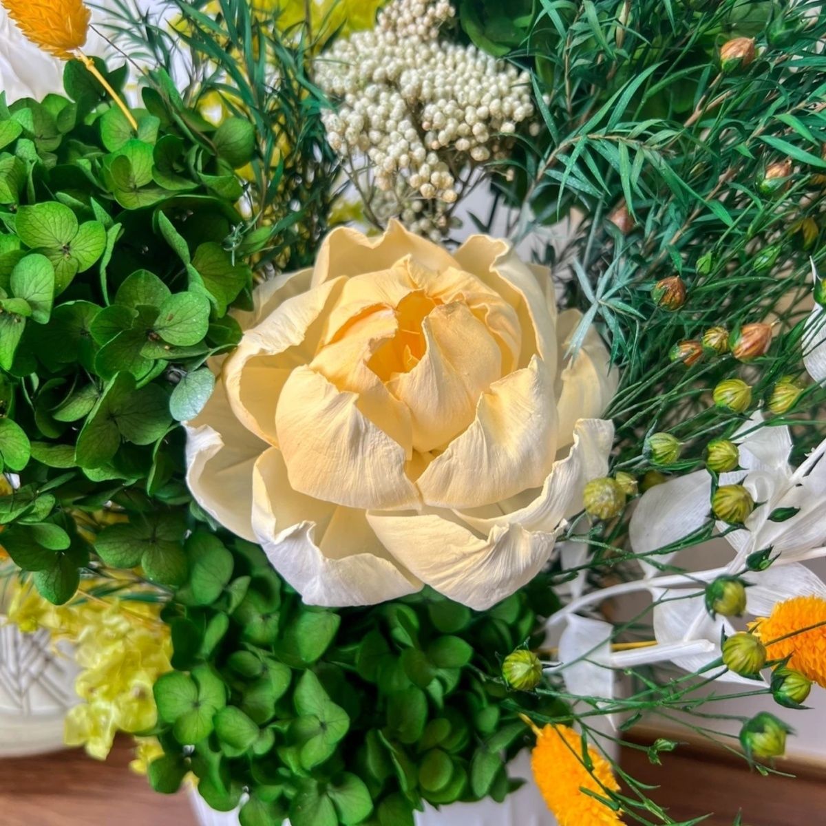 Lush Hortensie Blumenarrangement