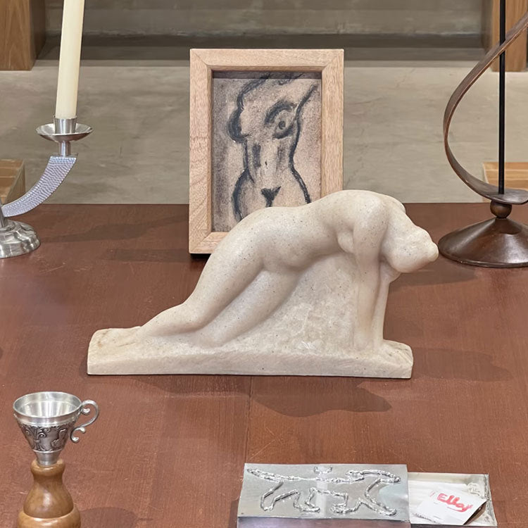 Künstlerische Figurative Dekorative Skulptur
