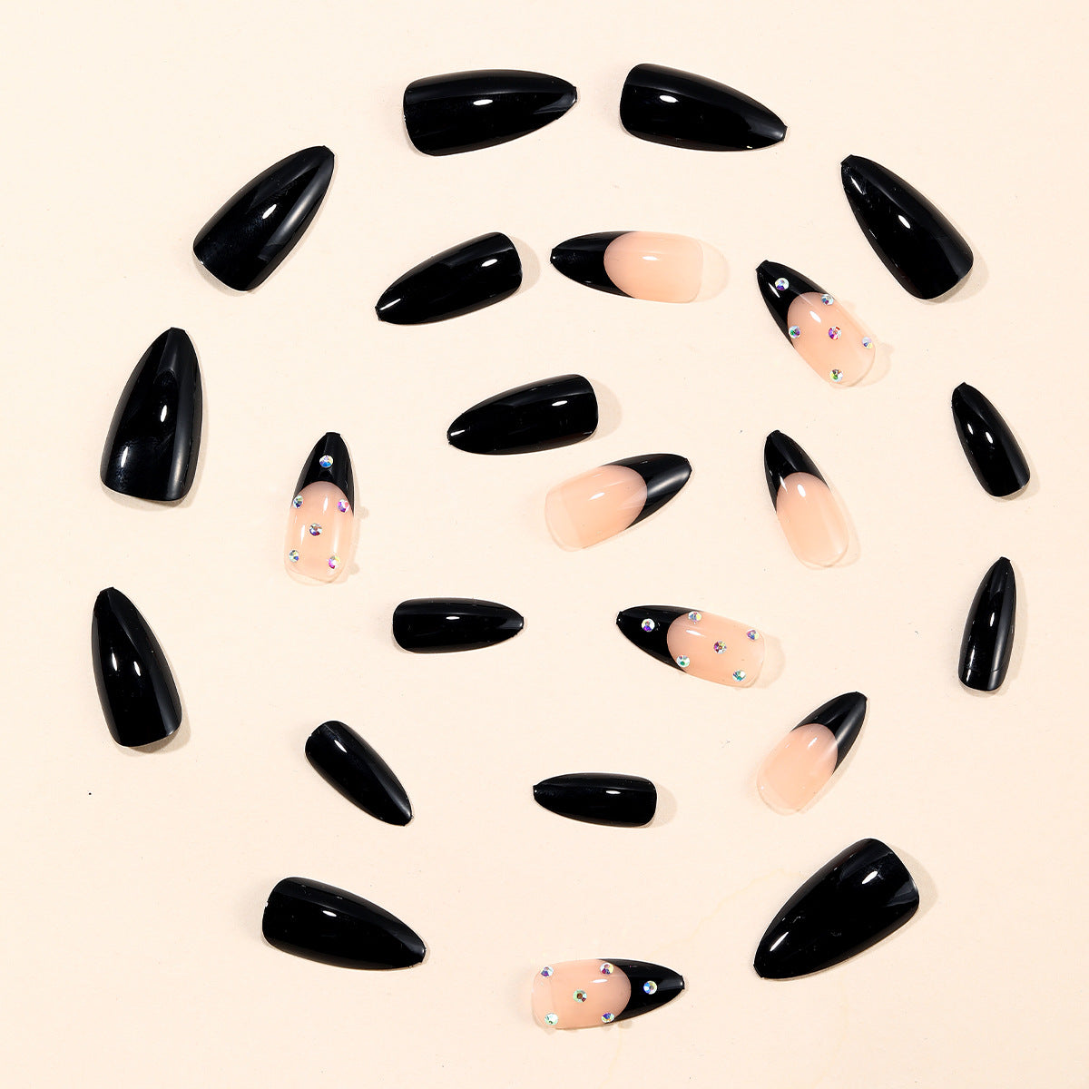 Glamouröser Stiletto Acryl-Nagelkunst Brehn