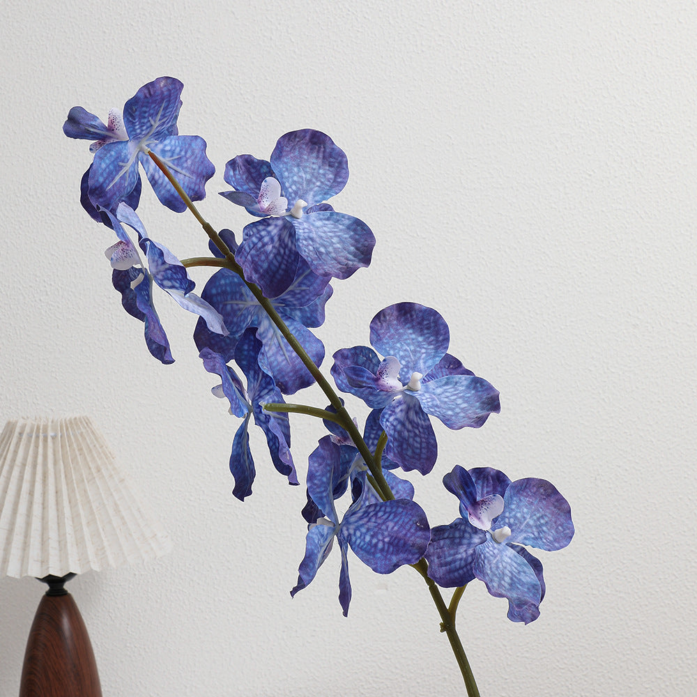 Künstlicher Orchideenstrauß mit realistischen Details Brehn