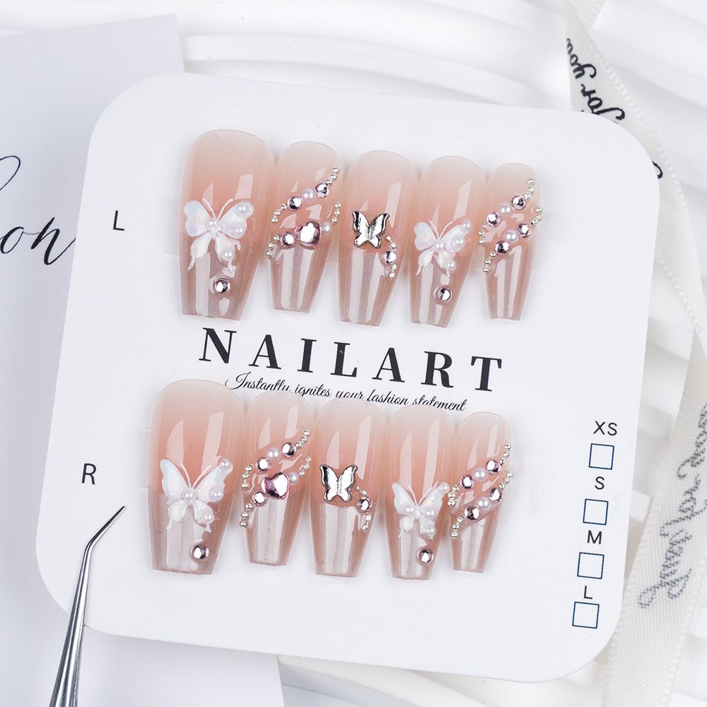 Dekoratives 3D Schmetterling Press-On Nagelset Brehn