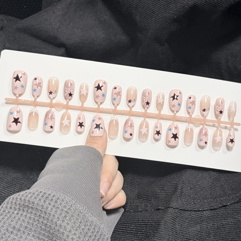 Künstlerisches Press-on-Nagelset mit Sternmustern Brehn