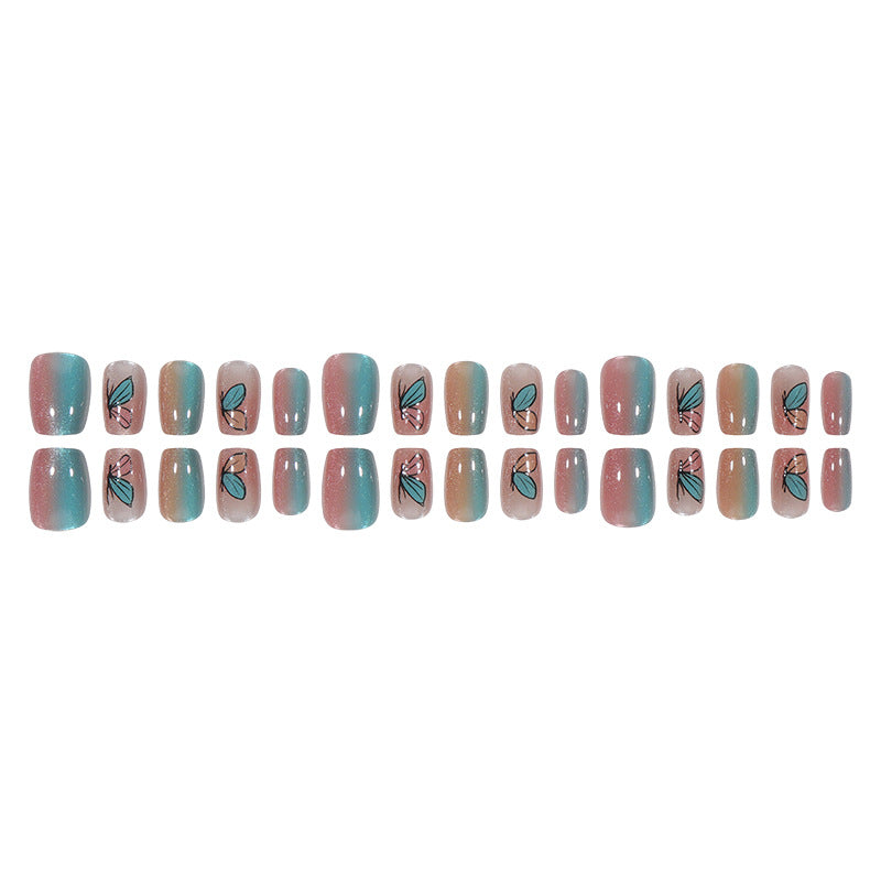Blumeninspiriertes Press-On Nagelset Brehn