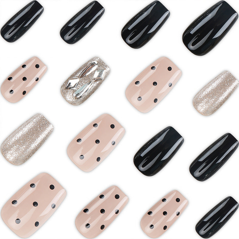 Designer Press-On Nägel Set mit eleganten schwarzen und Pünktchen-Mustern Brehn