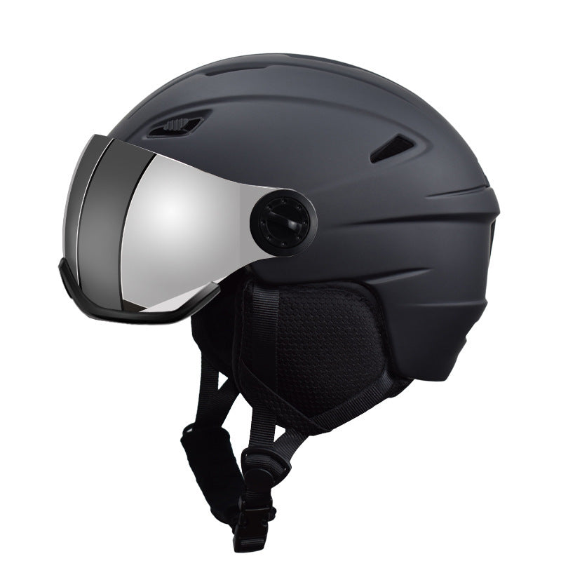 Ski-Helm mit fortschrittlichem Visier-Schutz Brehn