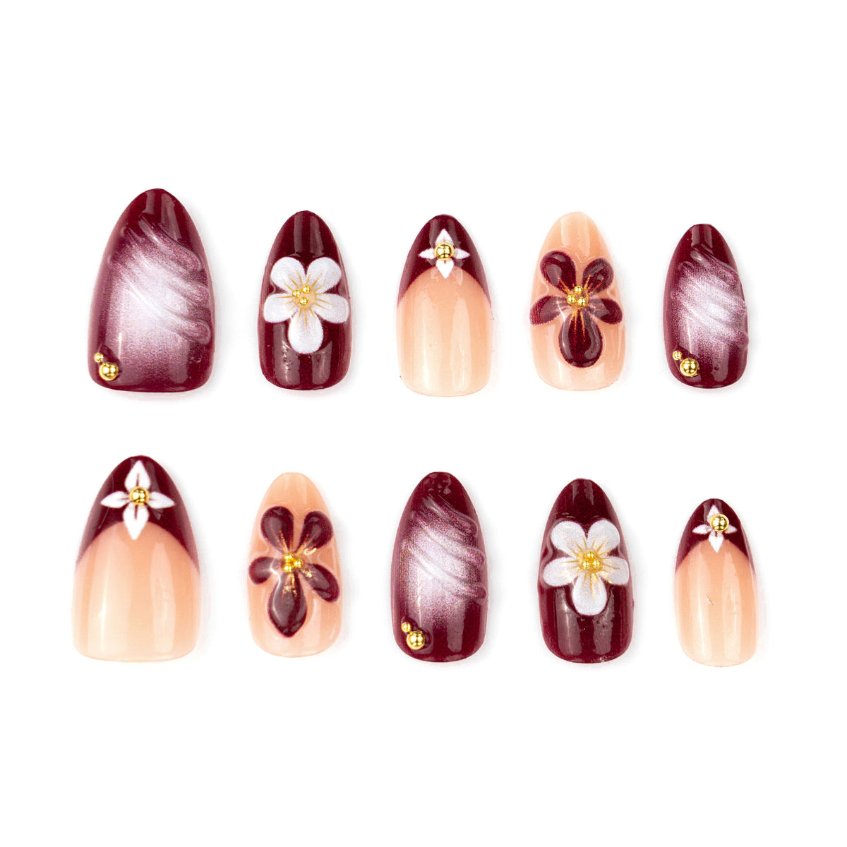 Elegantes floral-verzierte Press-On-Nageldesign