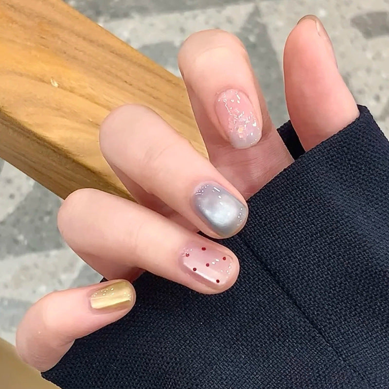 Künstlerisches Press-On-Nagel-Set mit Glitzer- und Farbverlauf-Designs Brehn