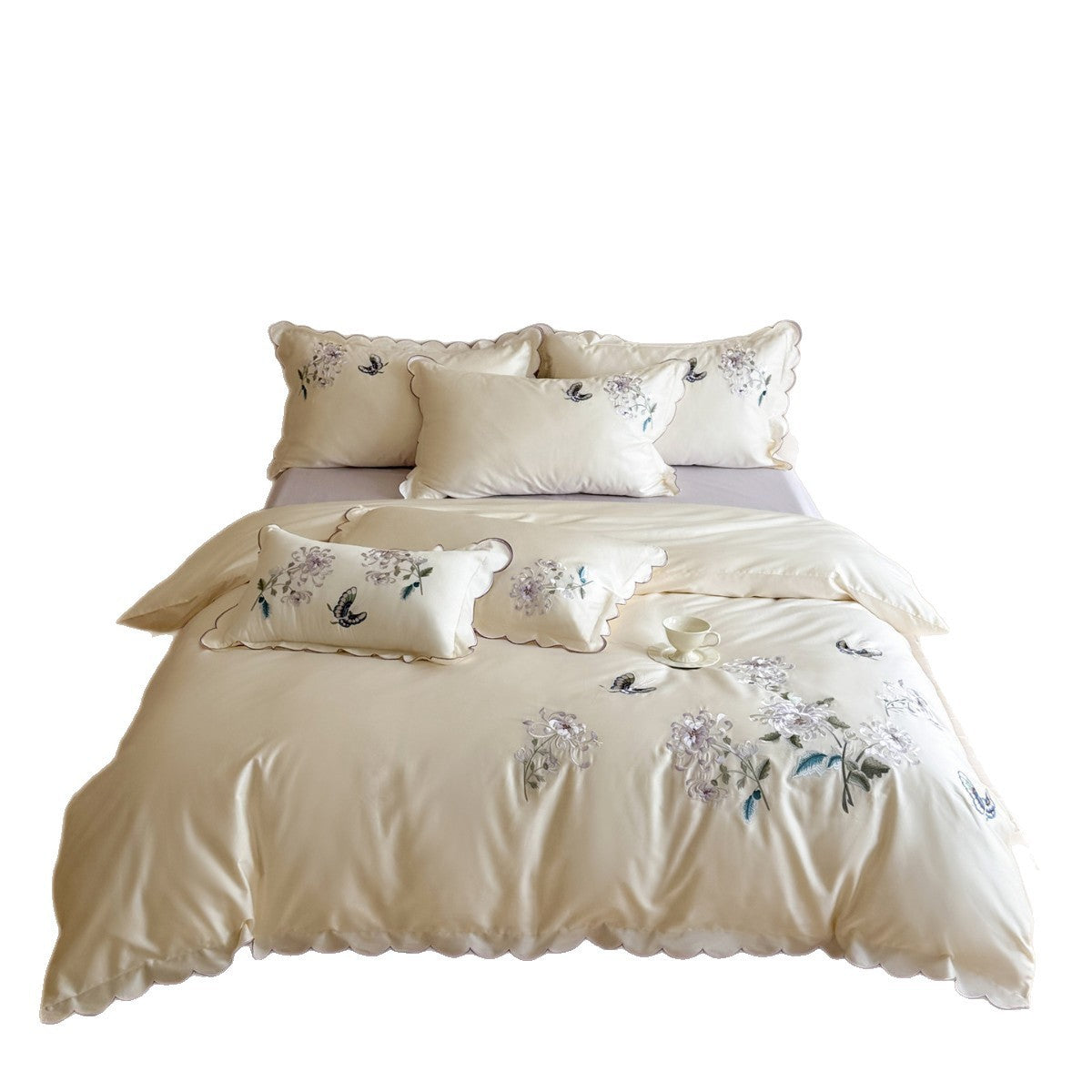 Bestickte florale Duvet-Bezug mit gewelltem Rand aus Baumwollsatin-Ensemble mit passenden Kissenbezügen