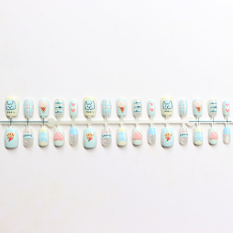 Kreatives thematisches Press-On-Nagelset Brehn