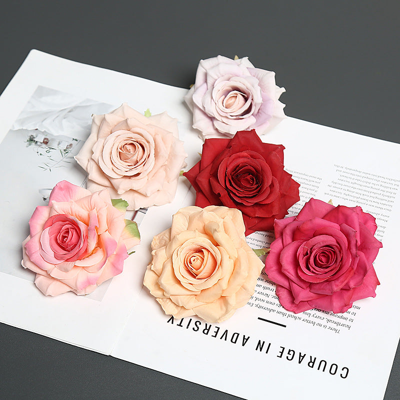 Florale Corsage für dekorative Trage- und Ausstellungszwecke