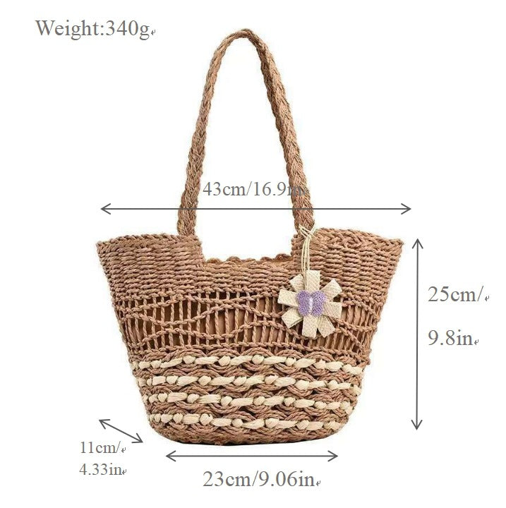 Handgewebte Basttasche mit Einzigartigem Blumendetail Brehn