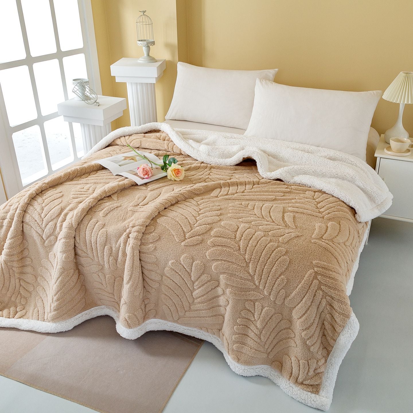 Gemütliche Fleece-Wurfdecke Brehn