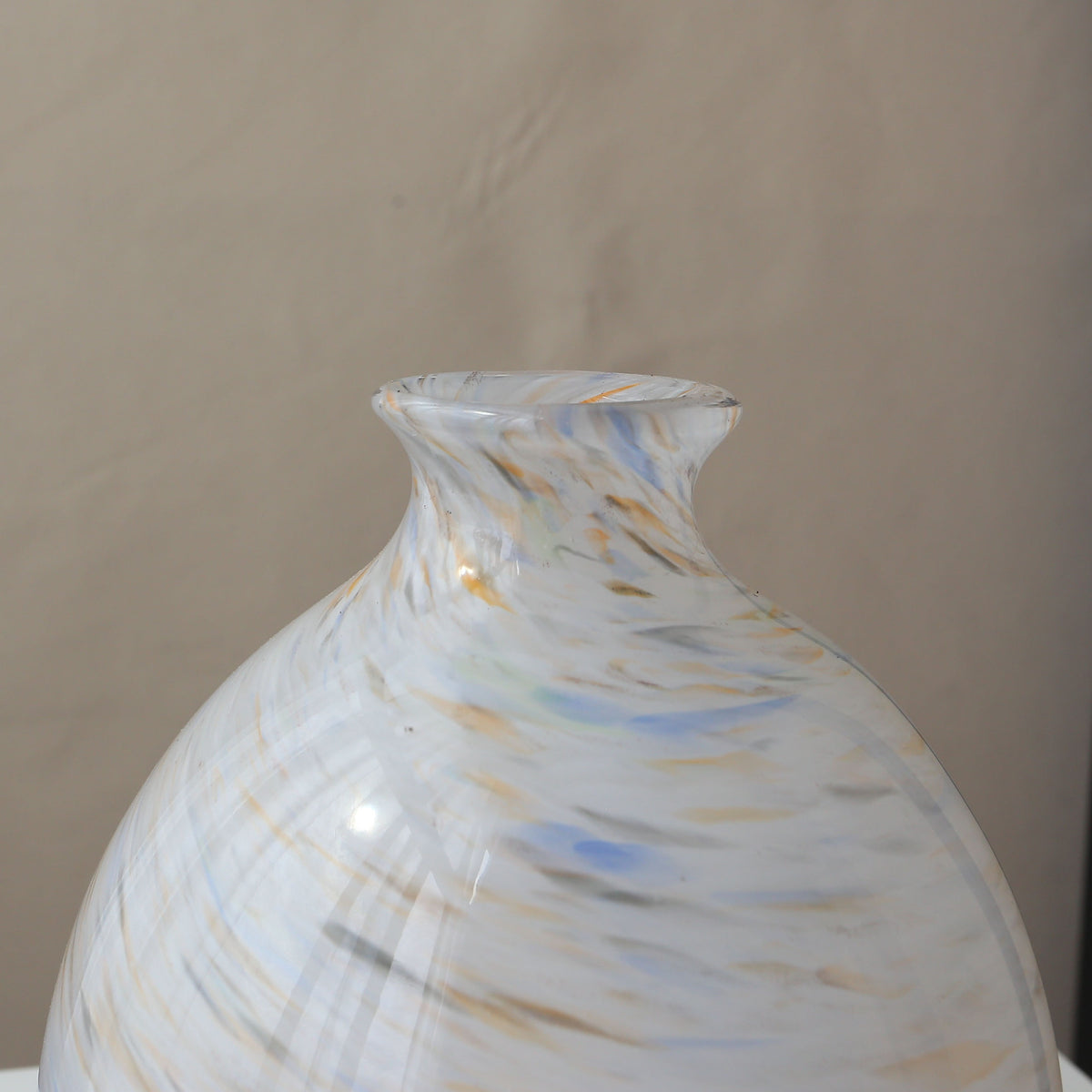 Handgeblasene Dekorative Glaskugelvase mit Wirbelmuster Brehn