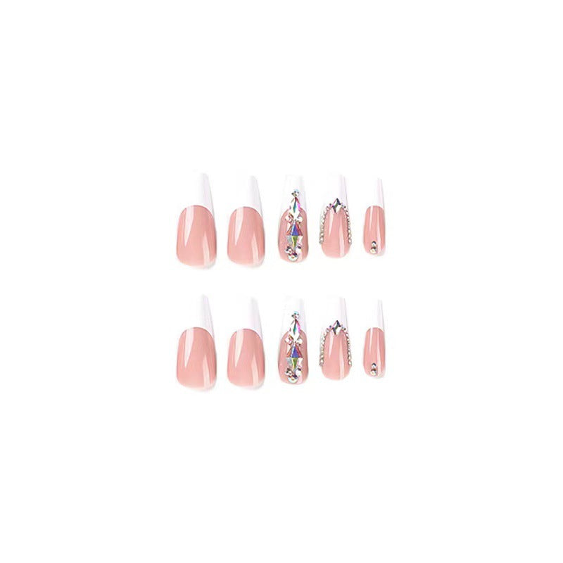 Kunstnagelset mit eleganten Strassverzierungen Brehn