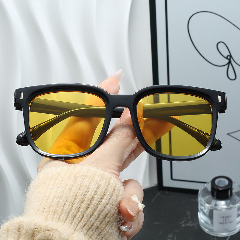 Damen Modische quadratische Sonnenbrille mit transparentem Rahmen Brehn