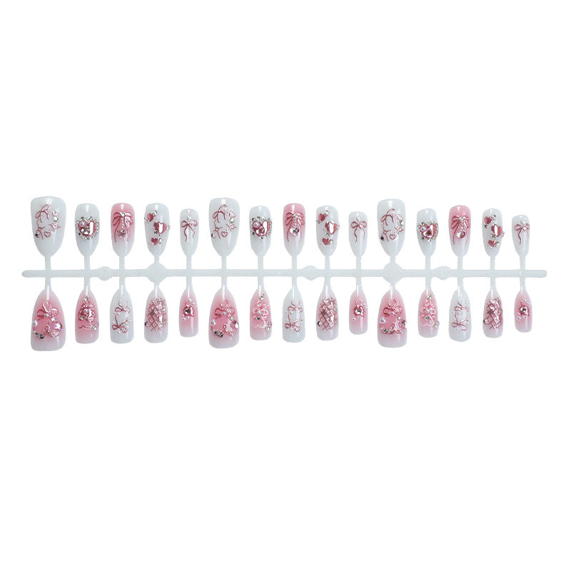 Dekoratives Press-On Nagelkunst-Set mit eleganten floralen und Edelstein-Akzenten Brehn
