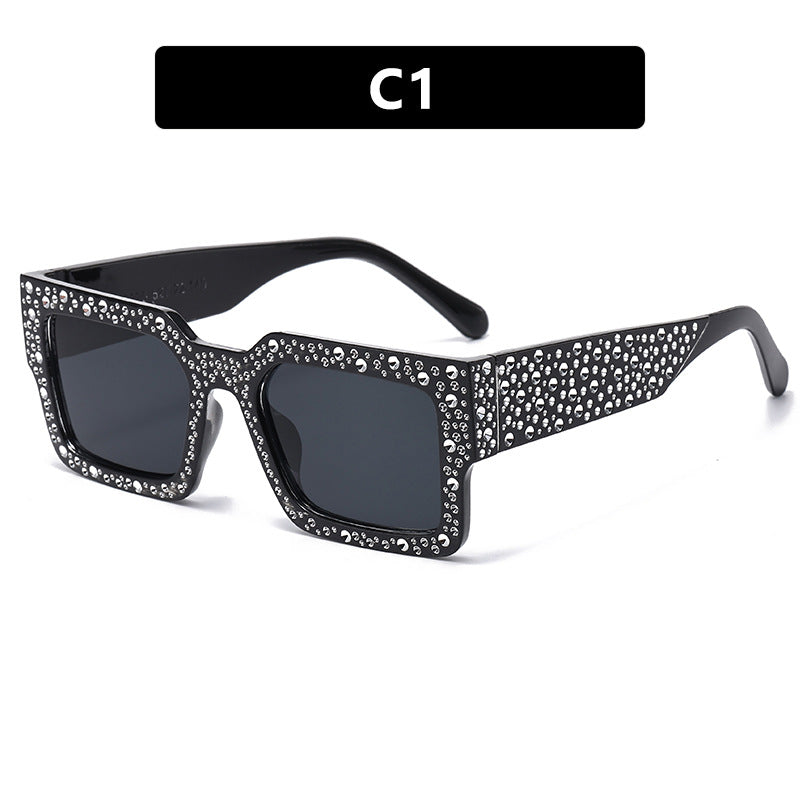 Damen extravagante Sonnenbrille mit funkelndem Akzent Brehn