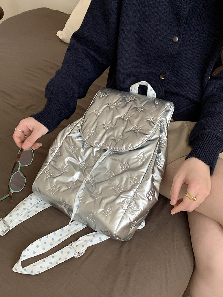 Rucksack mit Samtweichem Obermaterial und Eleganter Klappenverschluss Brehn