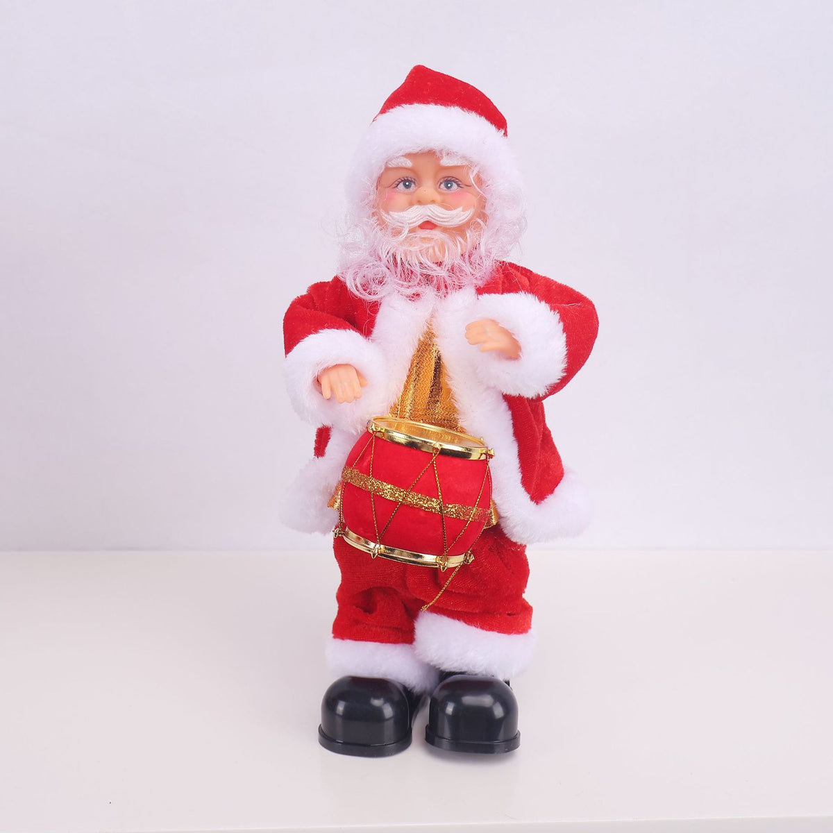 Dekorative Weihnachtsmannfigur mit Saxophon