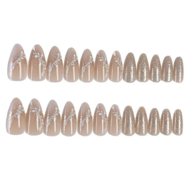 Glitzernde florale Nagelkunst Brehn