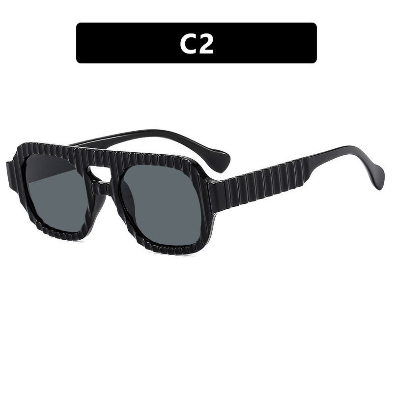 Damen geometrische Sonnenbrille mit raffiniertem Strukturdesign Brehn