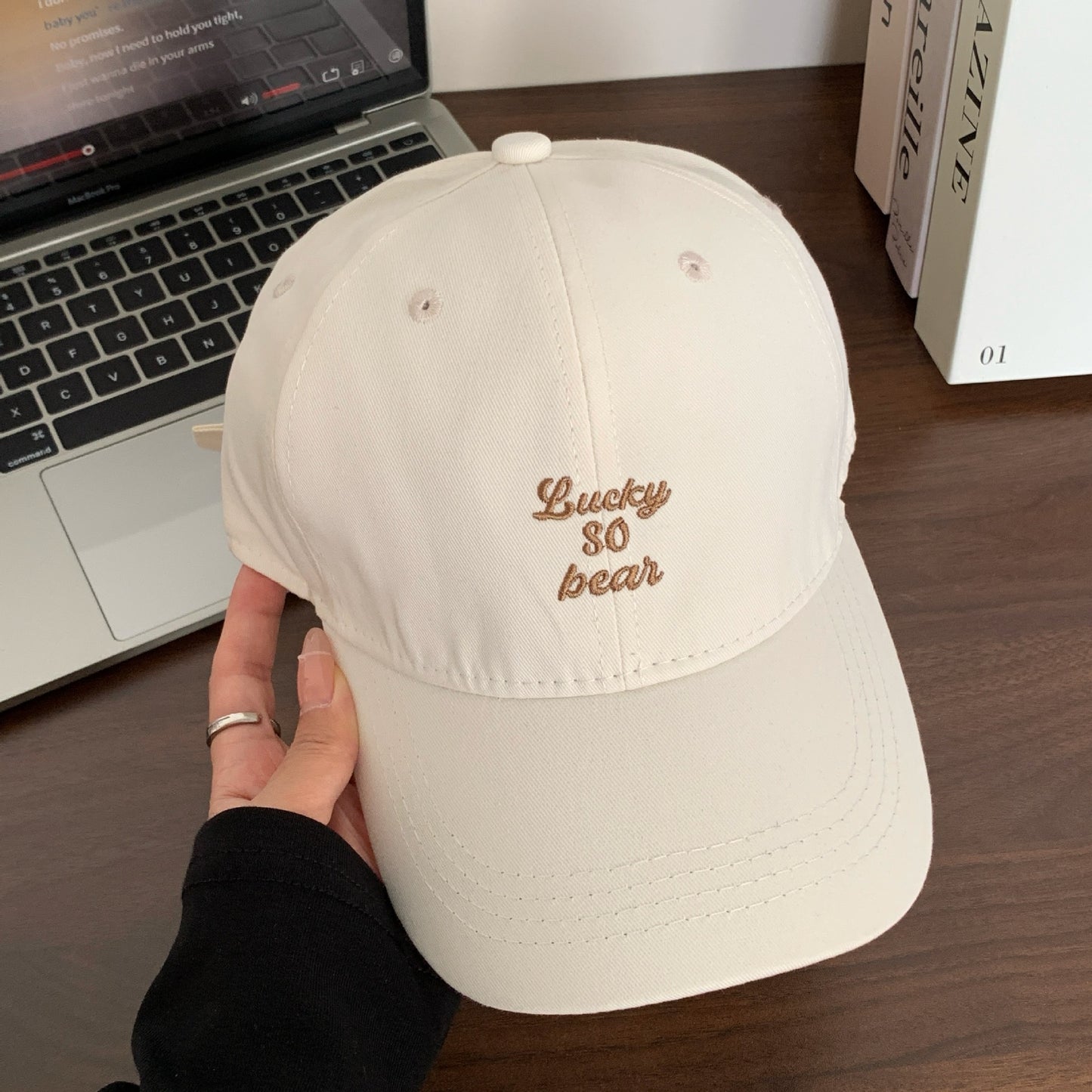Stylische bestickte Baseballmütze