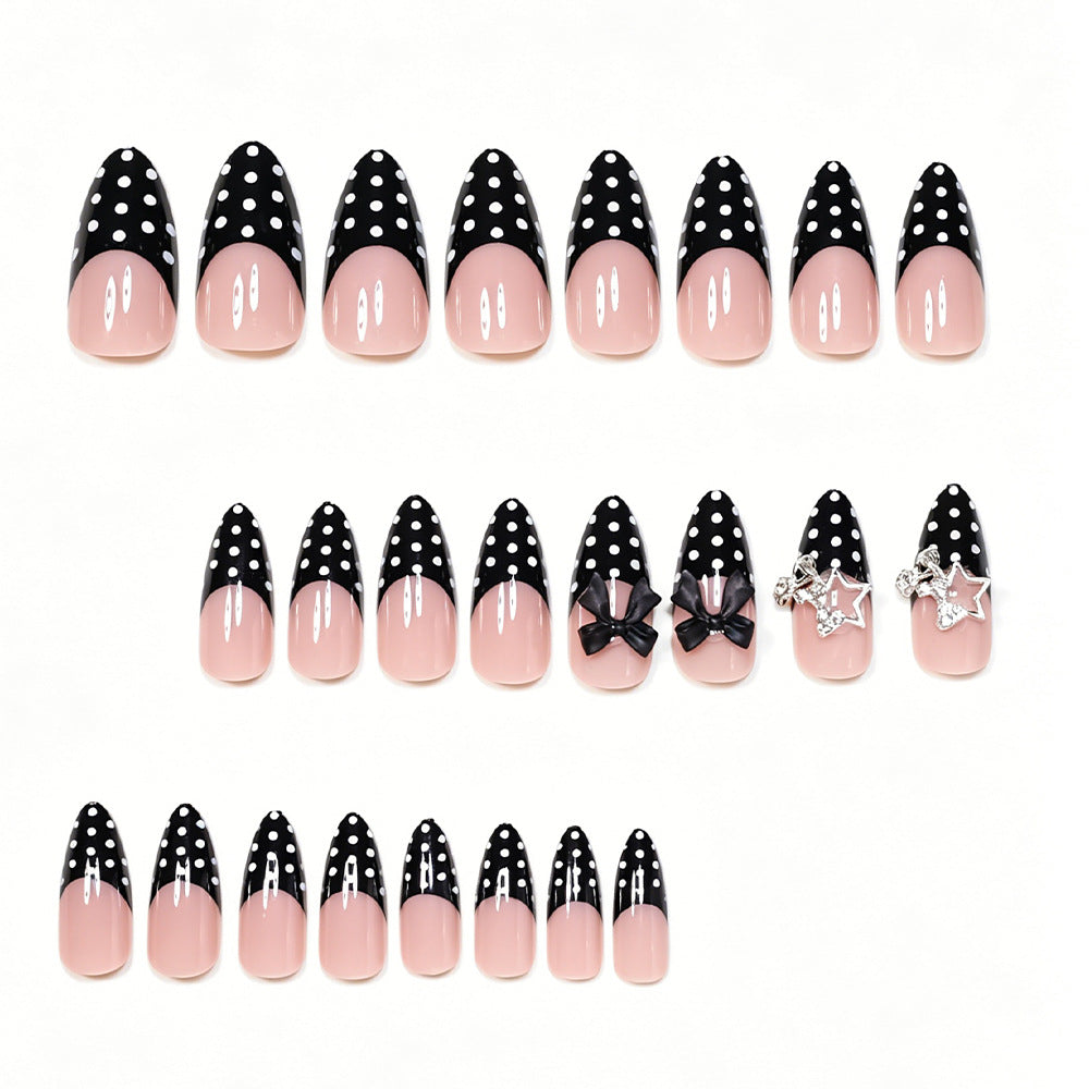 Elegante Stiletto-Nagelkunst-Tipps Brehn