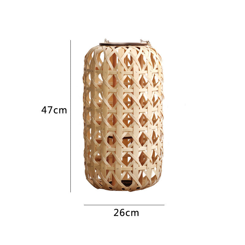 Elegante Laterne aus handgewebtem Naturmaterial Brehn