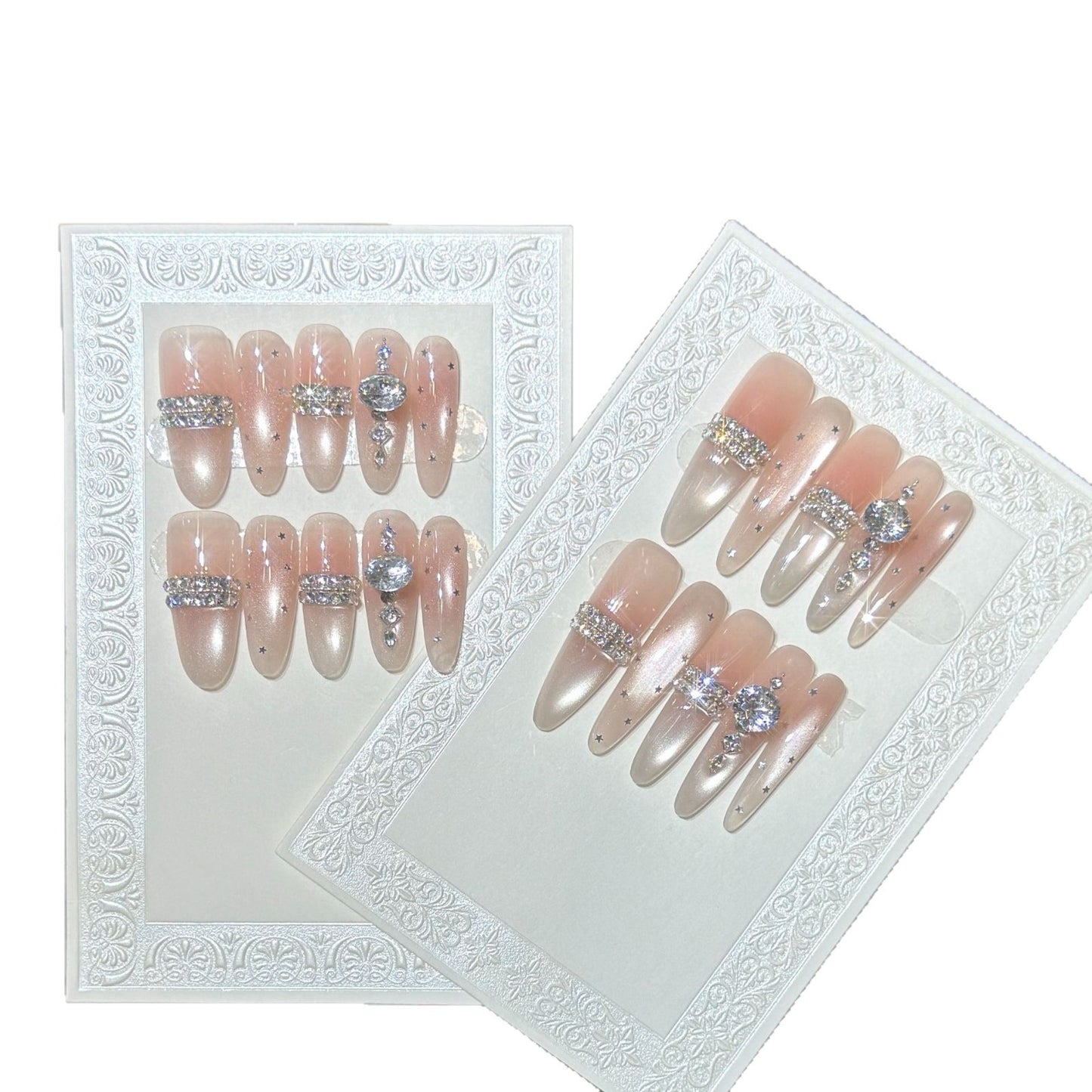 Premium mit Strass verzierten Stiletto Press-On Nägel Brehn