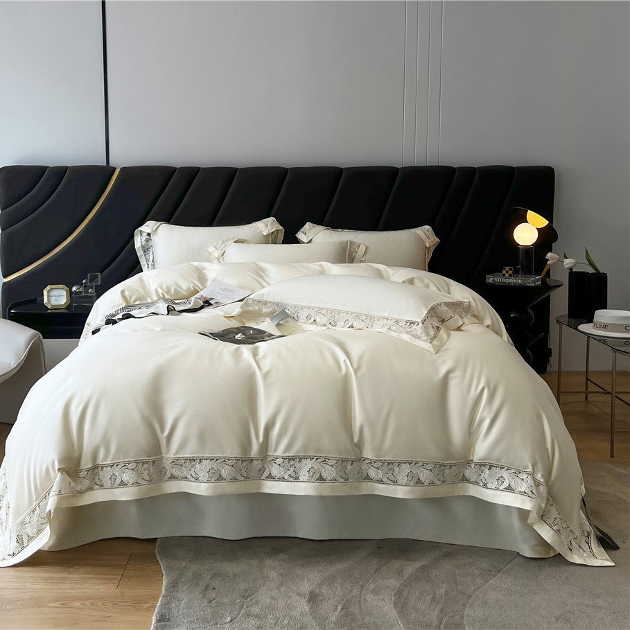 Luxuriöses Satin-Bettbezug-Set mit Spitzenrand