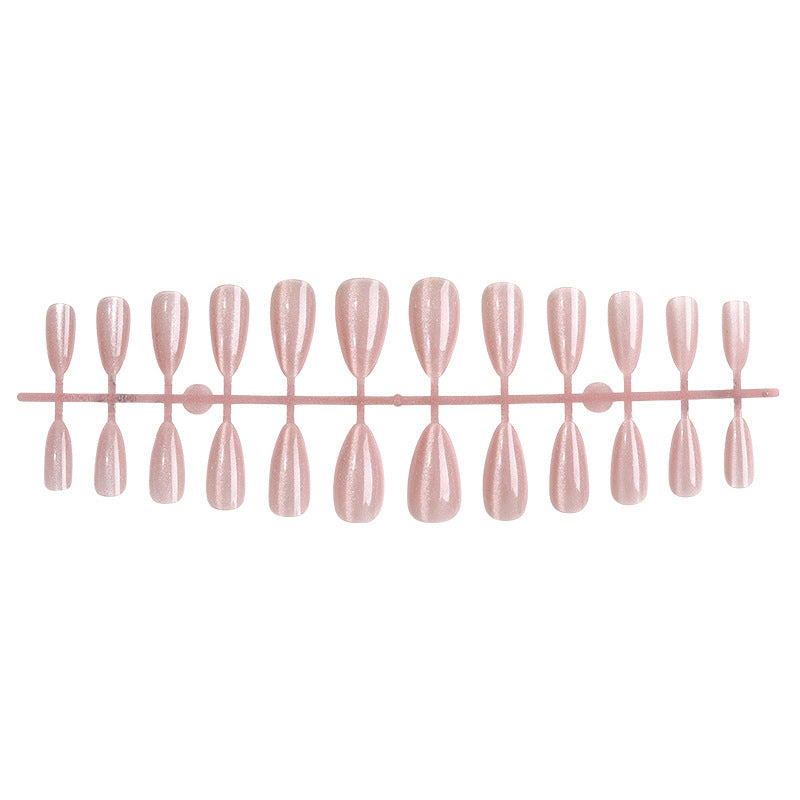 Elegantes Kunstnagel-Set mit schimmerndem Finish Brehn