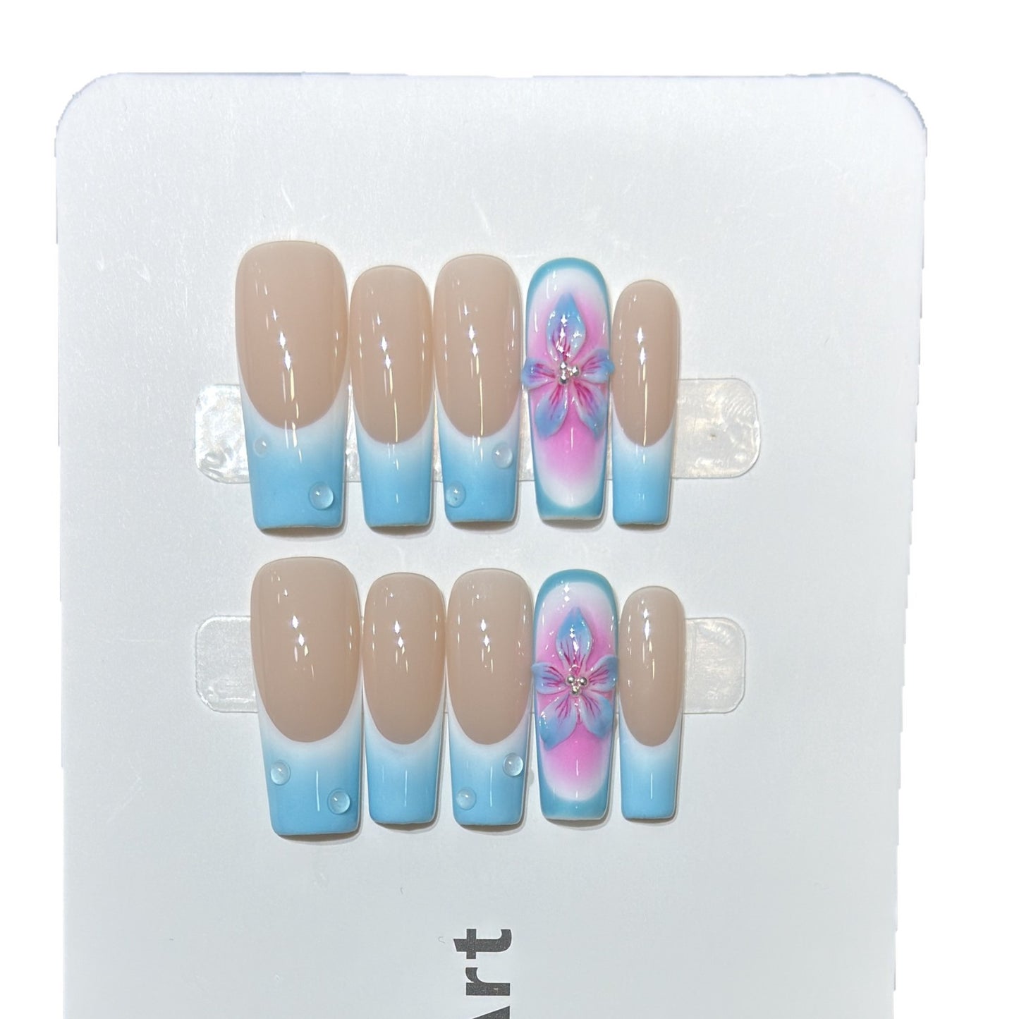 Floral-Accent Press-On Nail Set Brehn