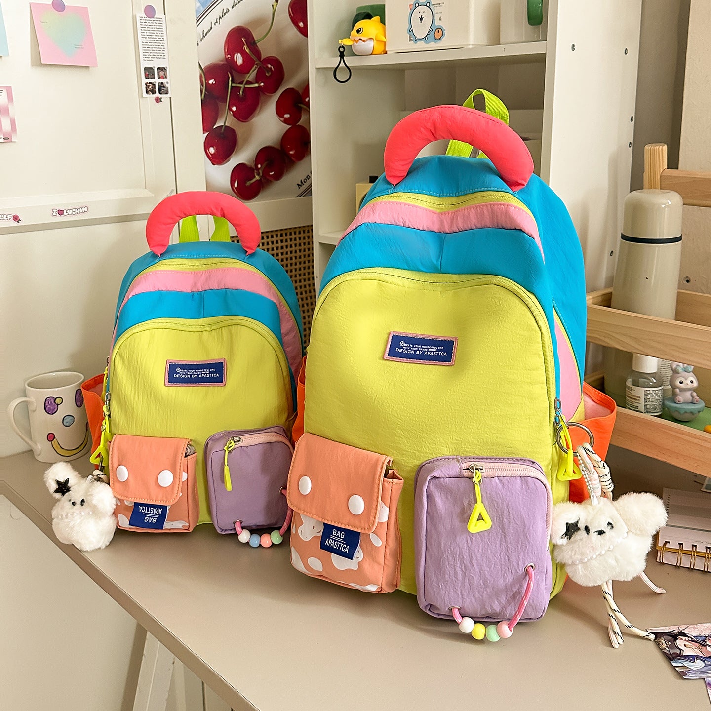 Bunter Mehrfach-Taschen Rucksack