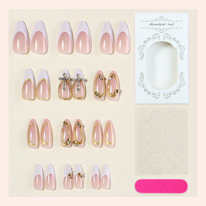 Künstlerisches Press-On-Nagelset mit eleganten Designelementen Brehn