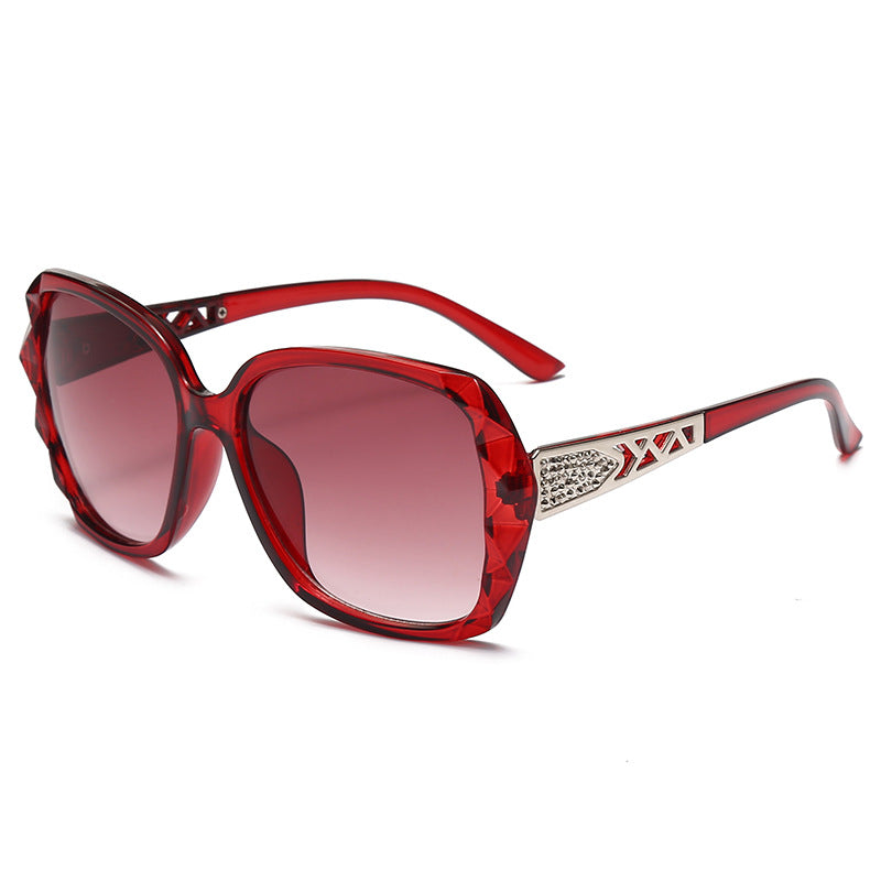 Damen Sonnenbrille im luxuriösen Glamourstil Brehn
