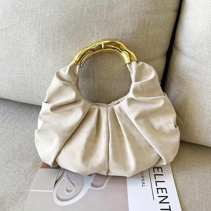 Moderne gefaltete Handtasche